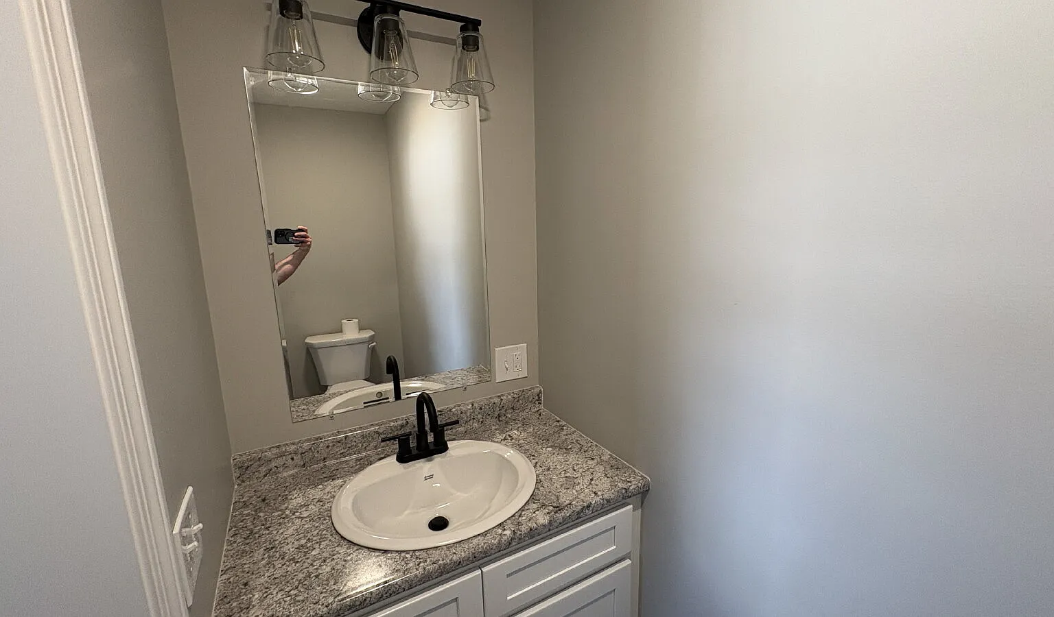 3 bed, 2.5 bath, 1500 sqft, $3,000 — Photo 4