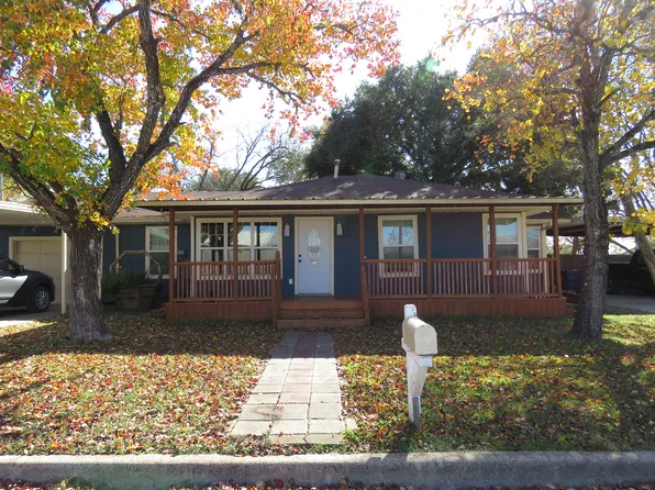 308 Teague St, Navasota, TX 77868