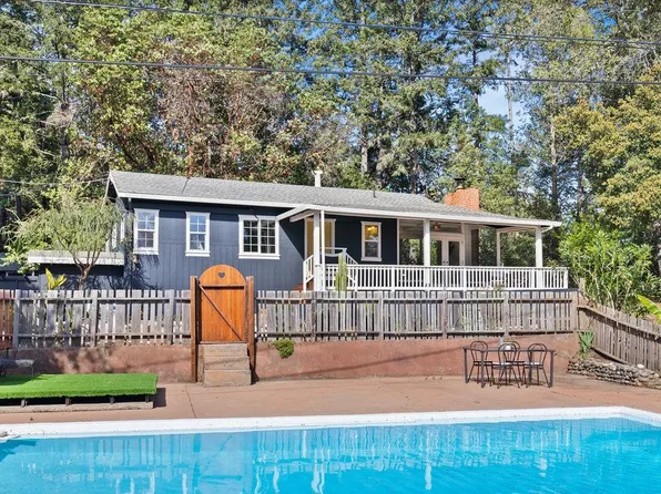 226 Kelly Ln, Santa Cruz, CA 95060