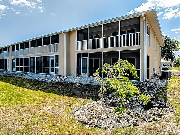 2nd image of 9750 Fiddlers Green Cir #123