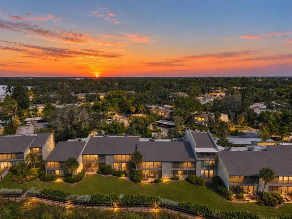 1518 PELICAN POINT DRIVE #257, SARASOTA, FL 34231