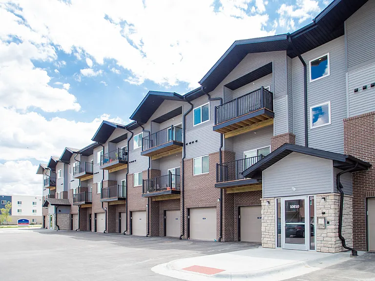 Latitude 41 — Photo 29