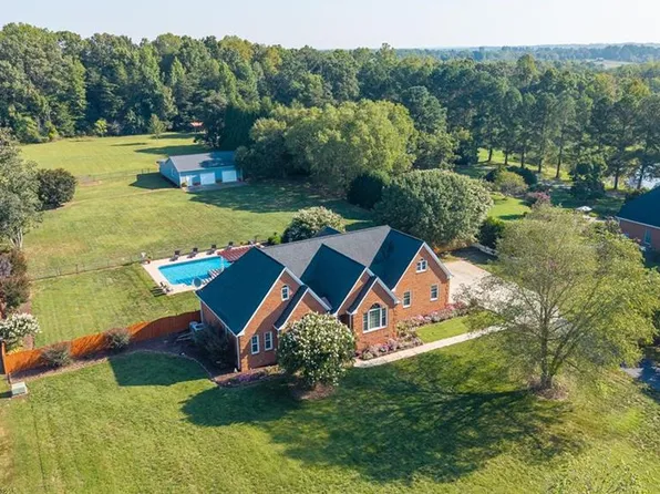 1473 Altamahaw Union Ridge Rd, Burlington, NC 27217