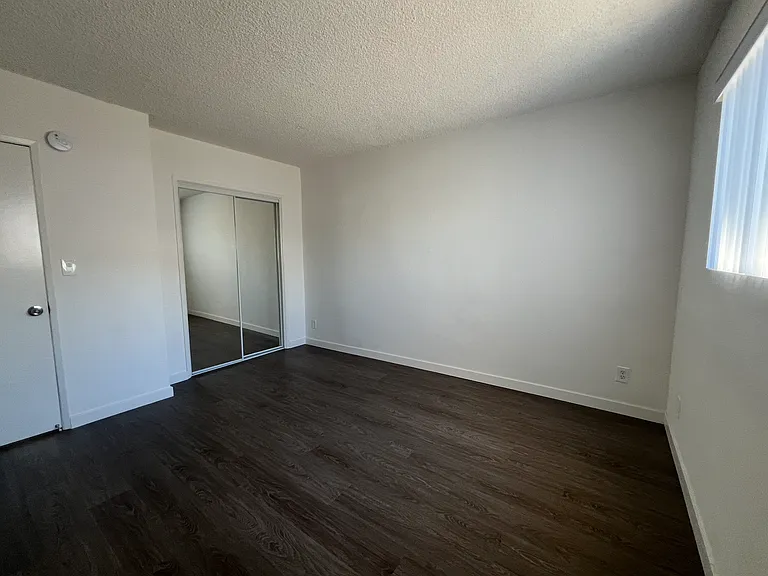 Kennington Apartments — Photo 10