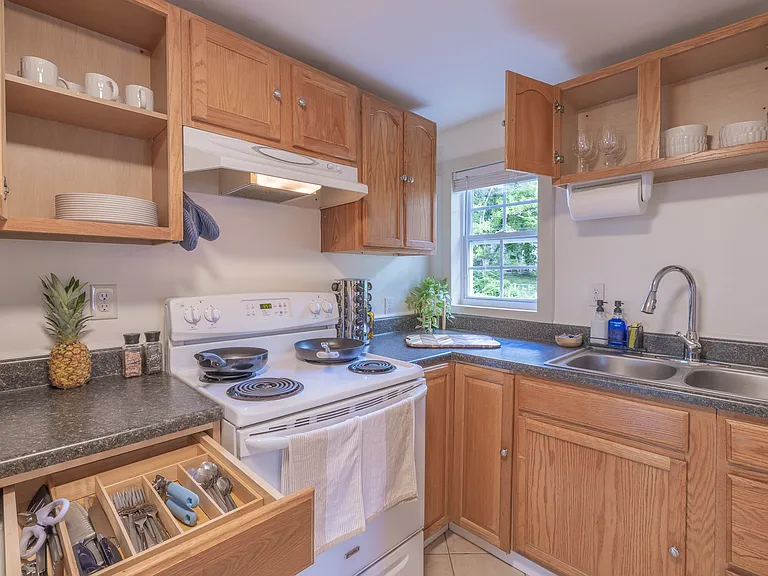 313 W Maple St #3 — Photo 21