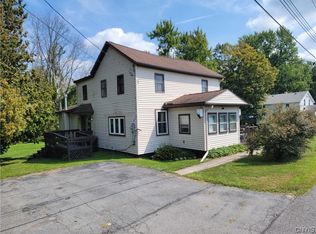 6678 Bennetts Corners Rd, Memphis, NY 13112