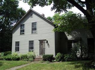 78 Kilbourn Rd, Lancaster, MA 01523