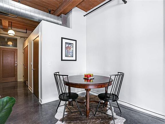 5th image of 408 W 8th St APT 707