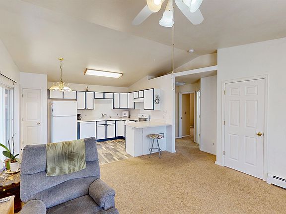 3rd image of 537-29 3/8 Rd #A