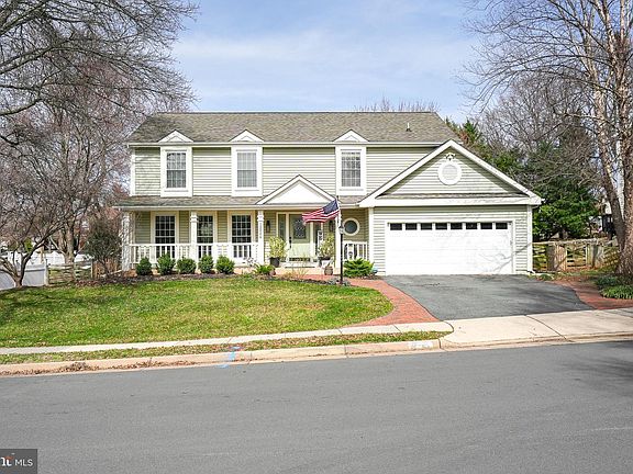 2nd image of 12506 Dardanelle Ct