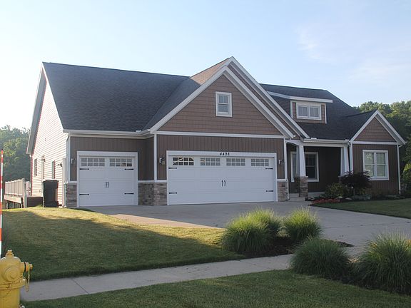 2nd image of 4498 Equestrian Dr