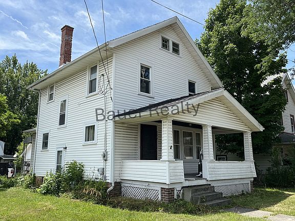 2nd image of 259 E 10th St