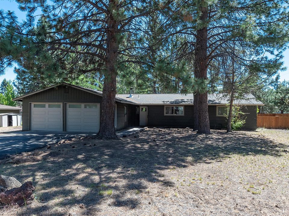 2nd image of 20343 Illahee Dr