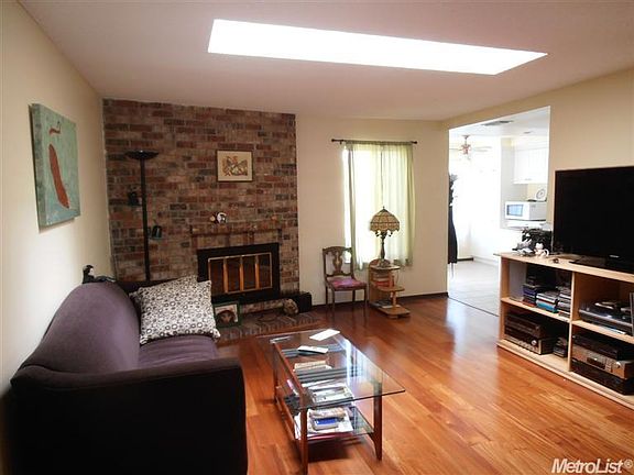 2nd image of 7439 Stanfield Ct