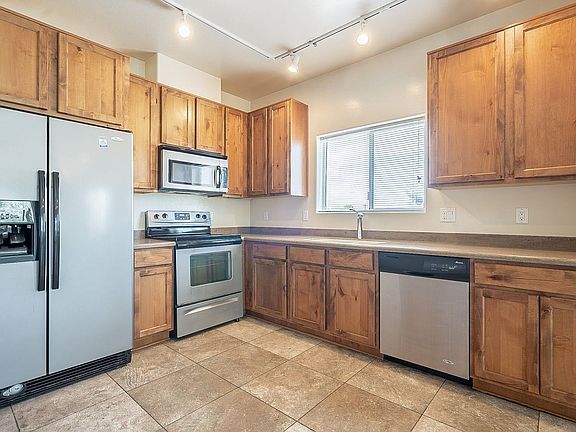 4th image of 638-640 E Lester St #6b6217263