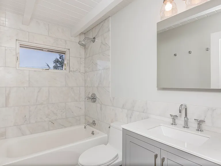 313 Gerard Dr — Photo 7
