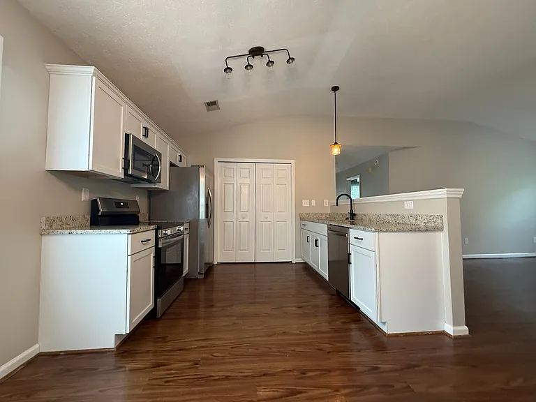 1132 Iron Lace Ct — Photo 5