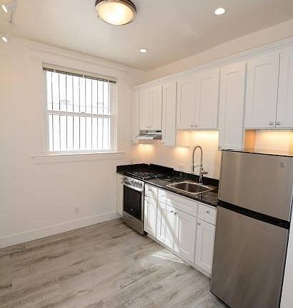 2nd image of 3116 16th St APT 1