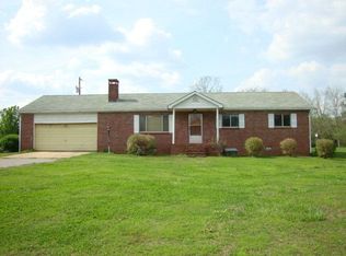 12 Lake Oglethorpe Dr, Arnoldsville, GA 30619