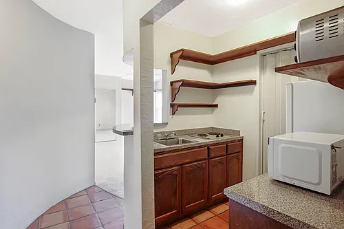 Sycamore Apartments Photo 1