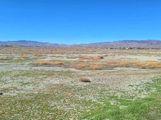 4985 Deodar St, Silver Springs, NV 89429