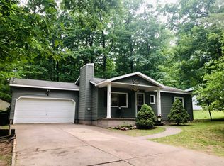 301 Boucher St, Roscommon, MI 48653