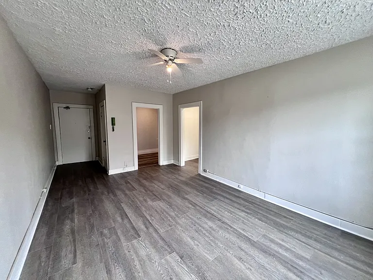 277 Curry Ave #9 — Photo 3