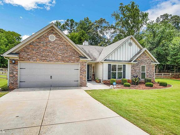 2nd image of 674 High Meadow Dr