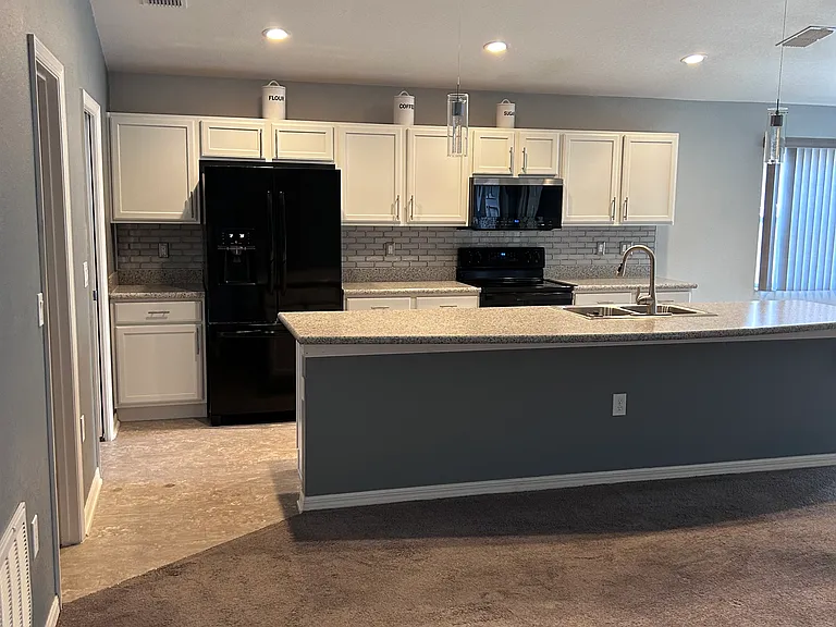 336 Saint Georges Cir — Photo 13