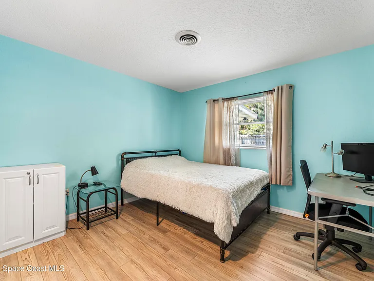 116 Royal Palm Ave — Photo 13