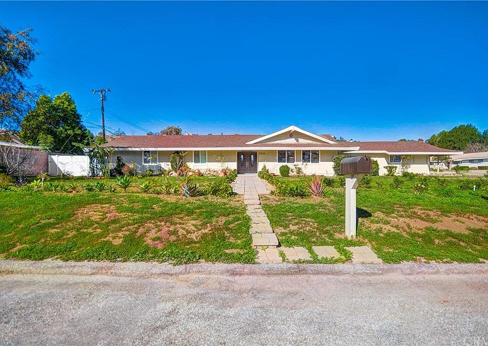 1st image of 2709 Vallecito Dr