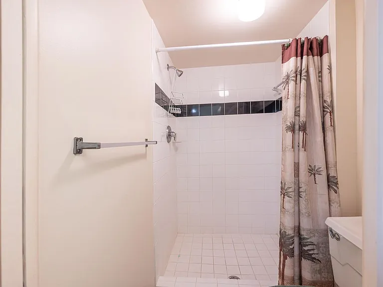 241 Palm River Blvd #C202 — Photo 20