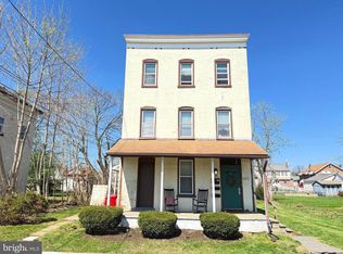 517 Glasgow St, Pottstown, PA