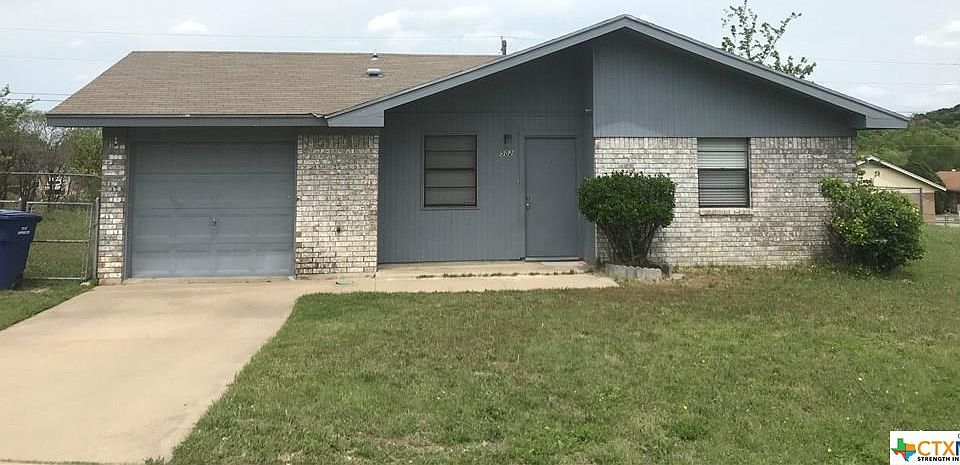 1st image of 502 Geri Dr