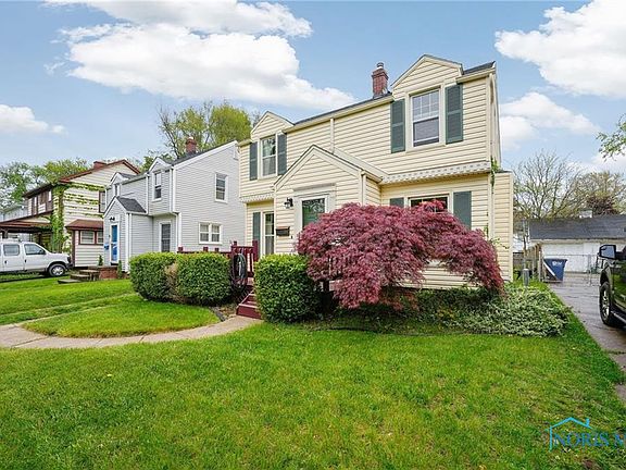 2nd image of 2339 Berdan Ave