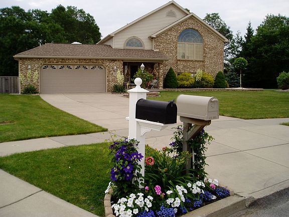 5 Riverview Ct.