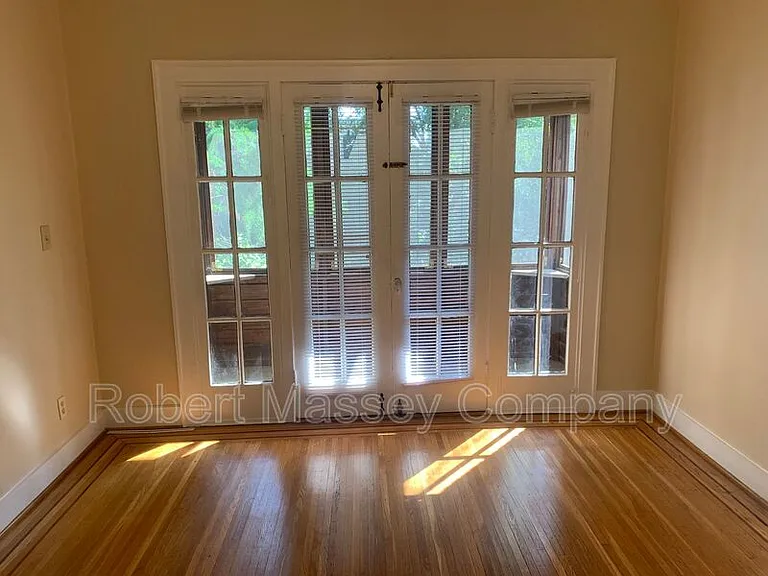 2424 Glenmary Ave #2424GLE-10 — Photo 3