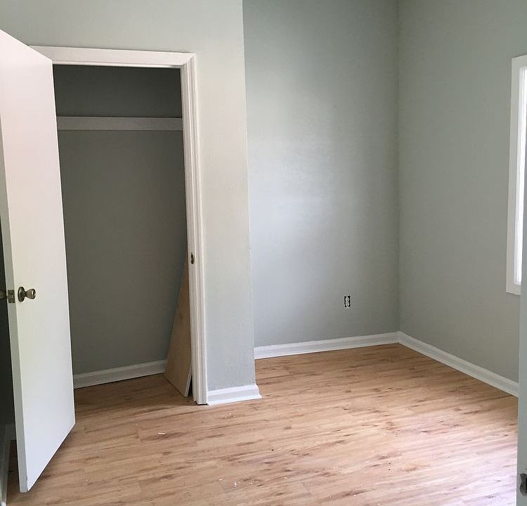 2nd image of 808 E Bolton St