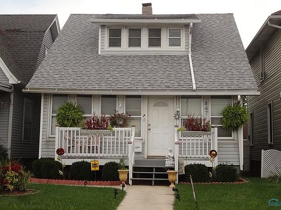 2nd image of 847 S Detroit Ave