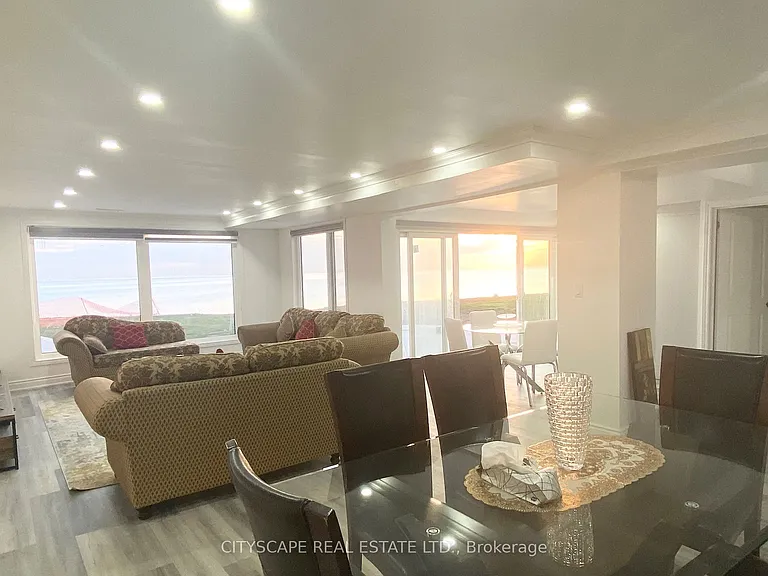 48 Seabreeze Cres — Photo 29