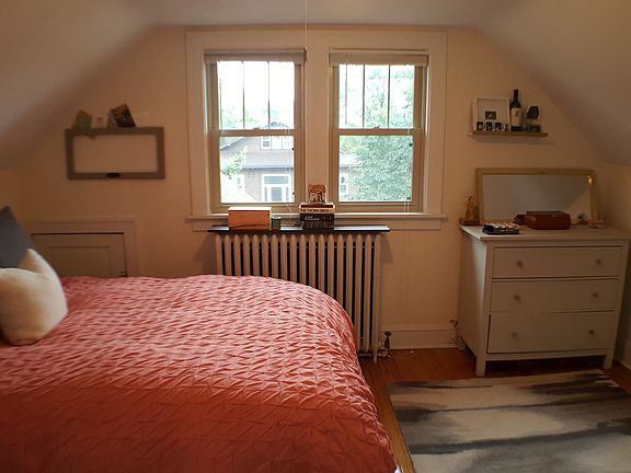 3rd image of 3348 Dupont Ave S #5