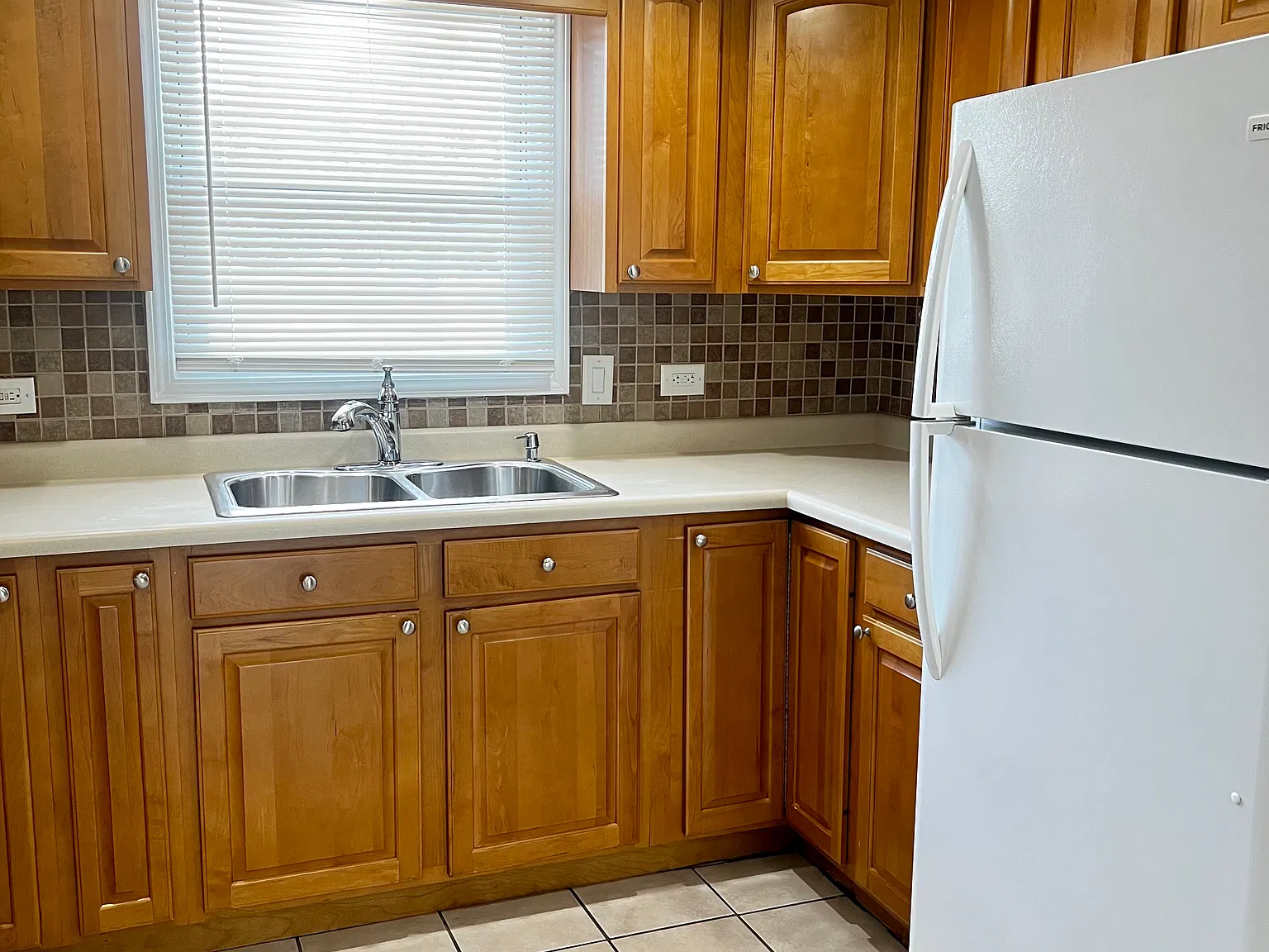 2 bed, $1,725 — Photo 2