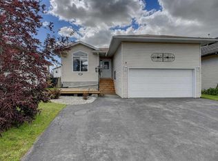 10244 NE 97th St, Sexsmith, AB T0H3C0