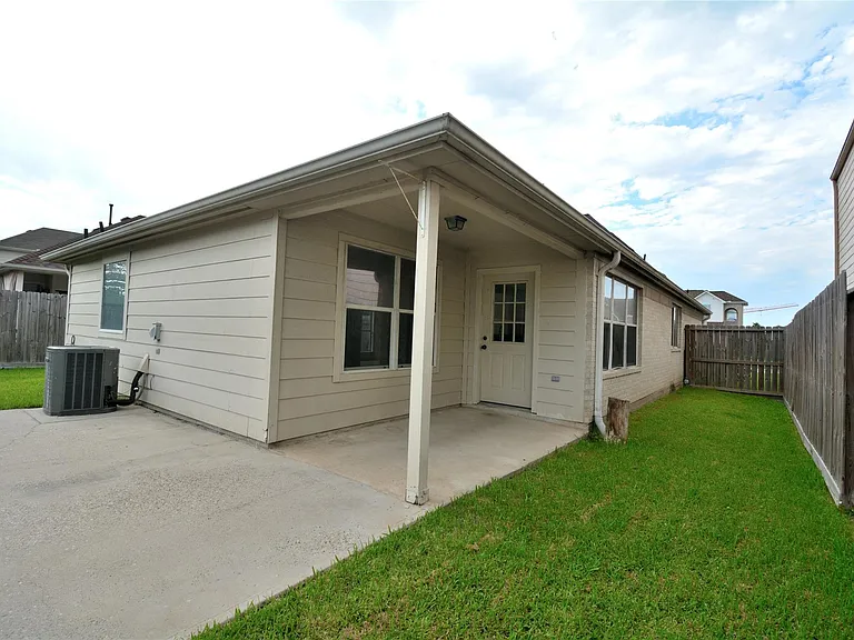 9238 Clearwood Landing Blvd — Photo 14