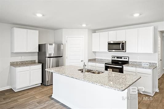 4th image of 18885 Markle Dr