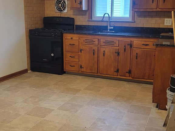 5th image of 65 Biltmore St #2
