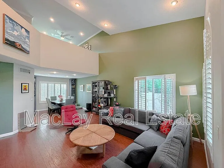 4834 E Monte Way — Photo 2