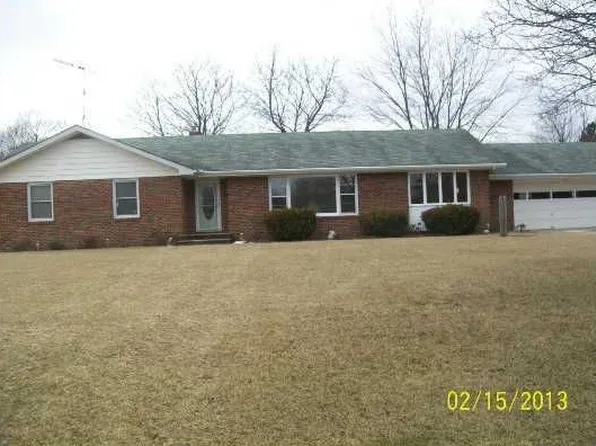 216 Wight St, Elsie, MI 48831