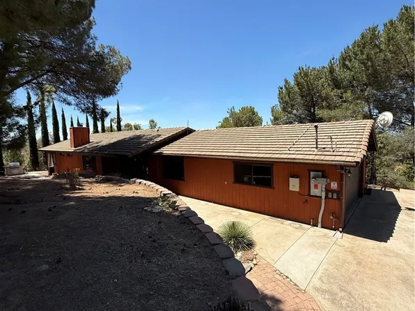 27258 Kiavo Dr, Valley Center, CA 92082