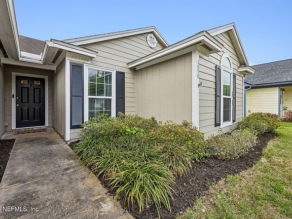 2nd image of 3850 ENGLISH COLONY Drive N